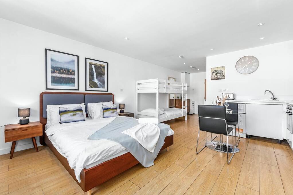 Piccadilly Haven, Flat In London Vr12 Apartman Kültér fotó
